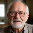 Jean-Pierre, retraité inscrit aux ateliers loisirs